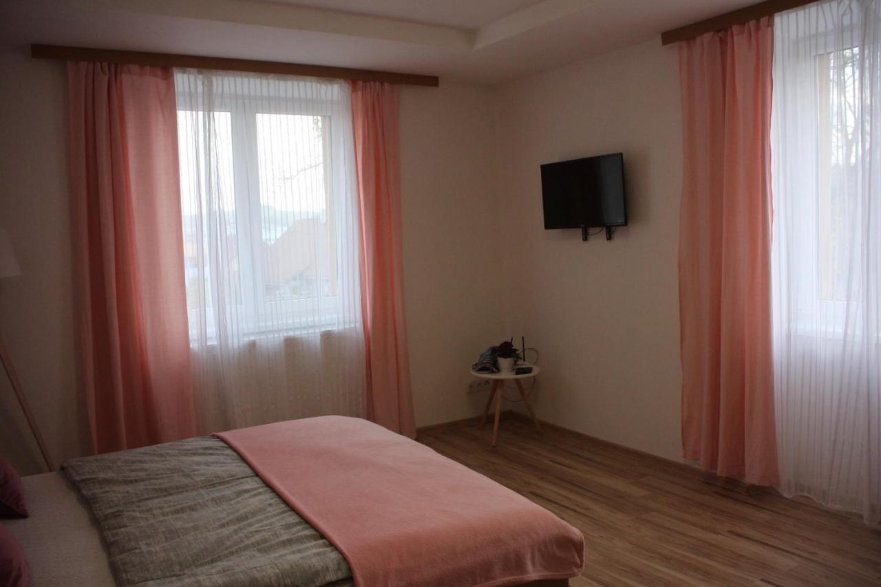 Apartmanovy Dom Maria Banská Štiavnica エクステリア 写真